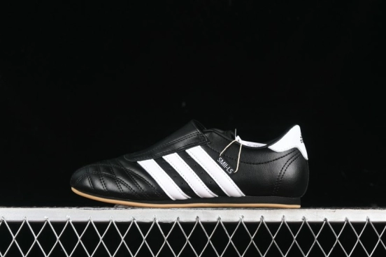 Adidas Originals Taekwondo JQ4775 Low-Top Training Shoes for Comfortable Non-Slip Workouts