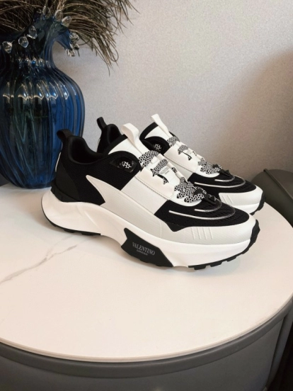 2024 Unisex Valentino black white leather mesh sneakers