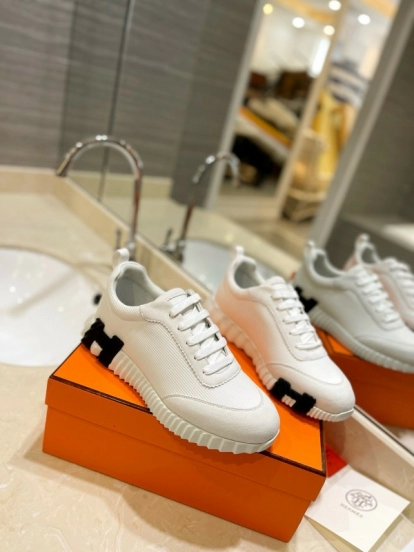 2024 Unisex Hermès White Black Imported Silk Lambskin Fabric Sneakers MJ00320