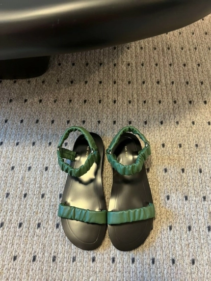2025 Women The Row Green Leather Sandals