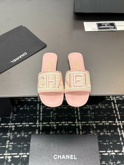 2025 Slippers CHANEL Pink Tweed Slippers