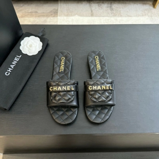 2025 Slippers Women Chanel Black Leather Slippers