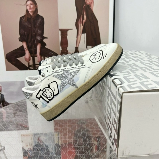 2024 Unisex GGDB White Black Glitter Leather Low-top Sneakers MJ00260